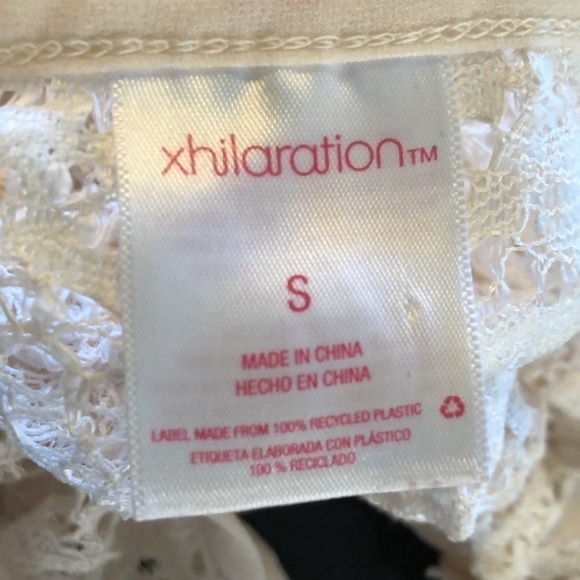 Xhilaration Cream Lace V Neck Smocked Waist Tie Back Batwing Top Size Small - Picture 10 of 11